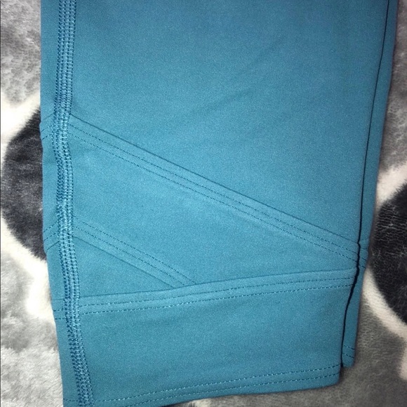 Athleta legging - Picture 6 of 7